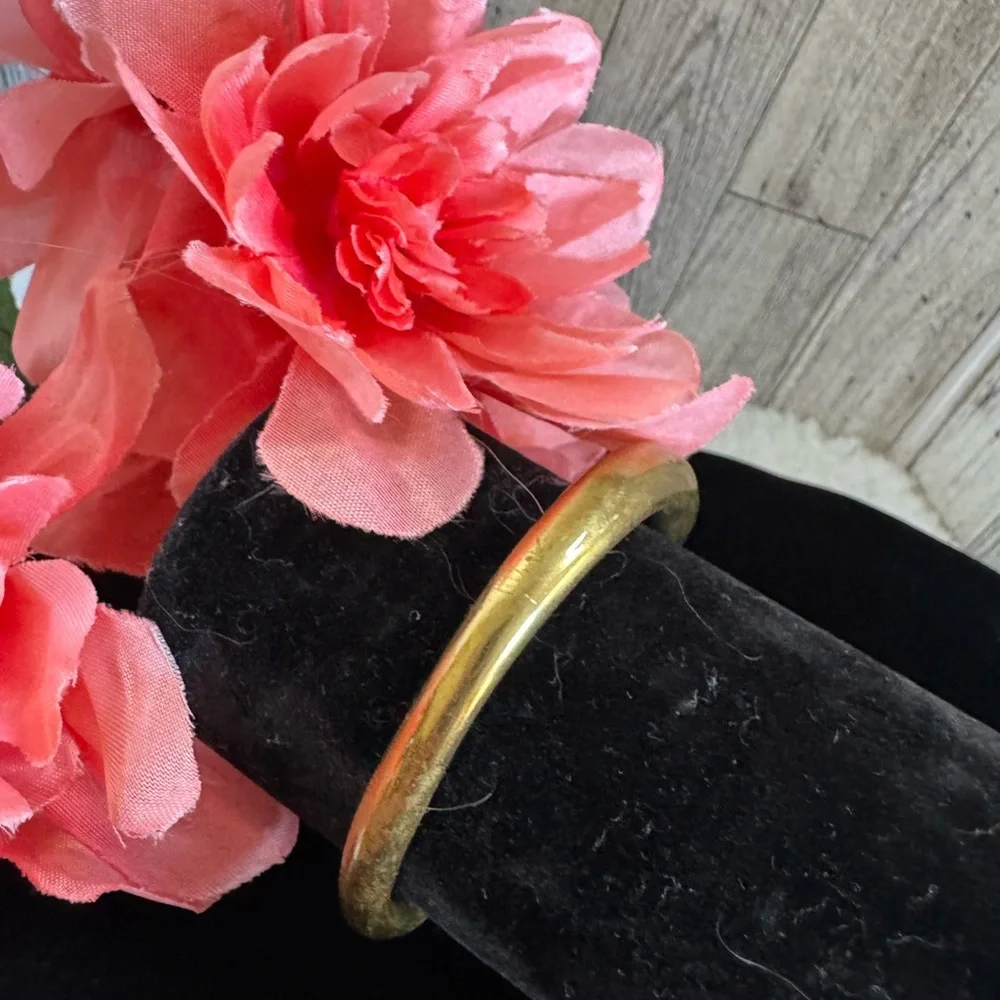 Goldtone High Quality Fashion Bracelet - Picture 3 of 8